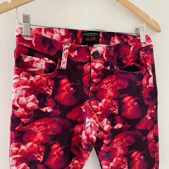 Flower pants 🌸 - Picture 2 of 4